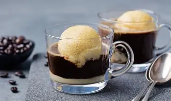 Erfrischendes Zitronensorbet